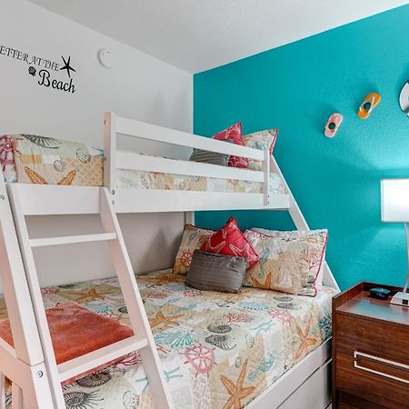 Sarasota Cay Club #612 - Heated Pool, Bunk Beds, Huge Tv, Tiki Bar, More! Exterior photo