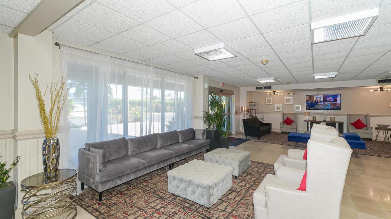 Sarasota Cay Club #612 - Heated Pool, Bunk Beds, Huge Tv, Tiki Bar, More! Exterior photo